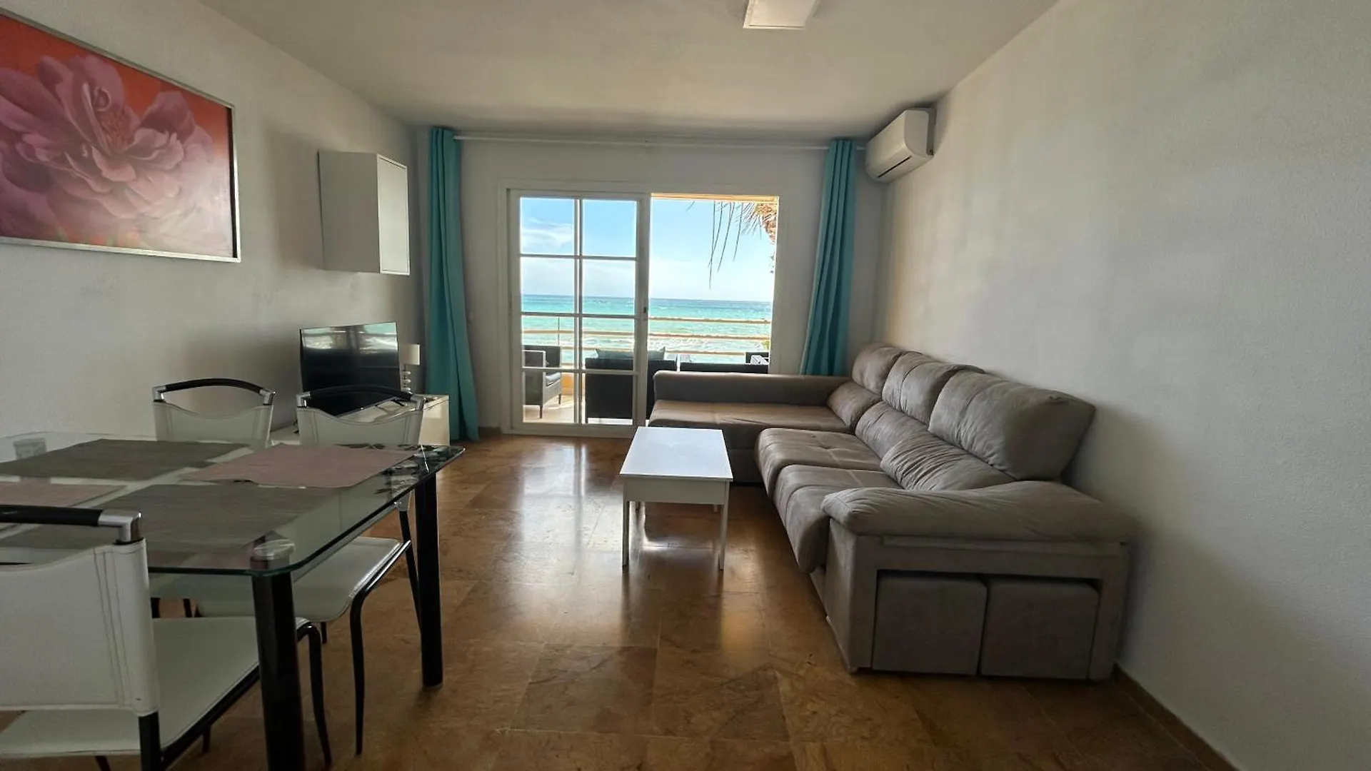 아파트 Apartamento Frente Al Mar,Primera Linea 린콘데라빅토리아